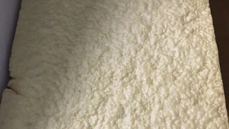 目前，市场上常见的农村自建房顶防水涂料主要有以下几种：