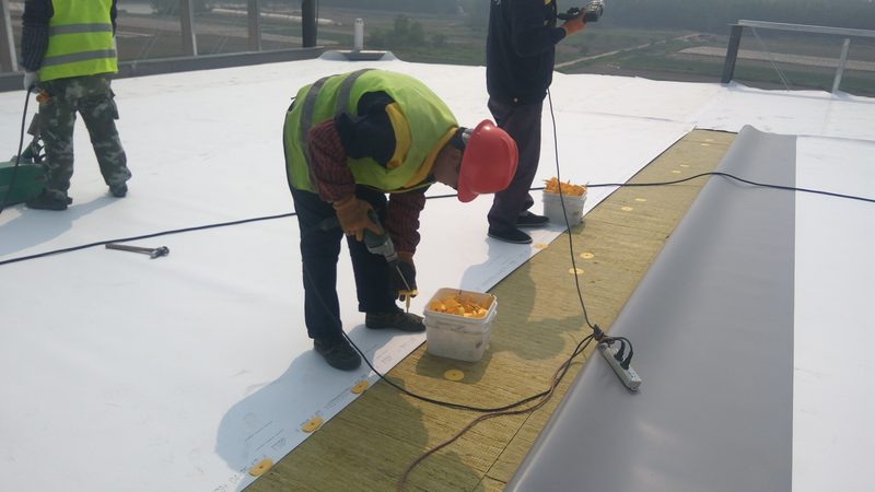 120kg/m³岩棉板：揭秘其性能与适用场景
